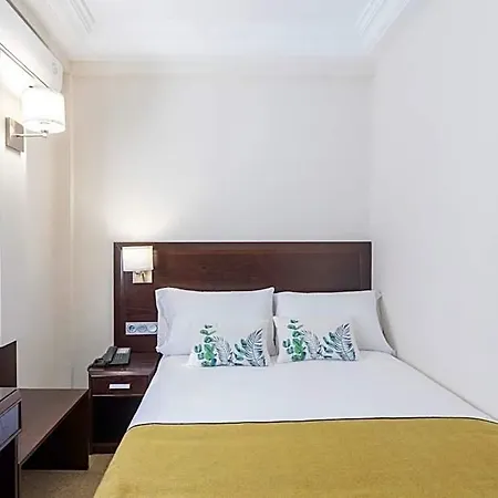 Colon Hotel
